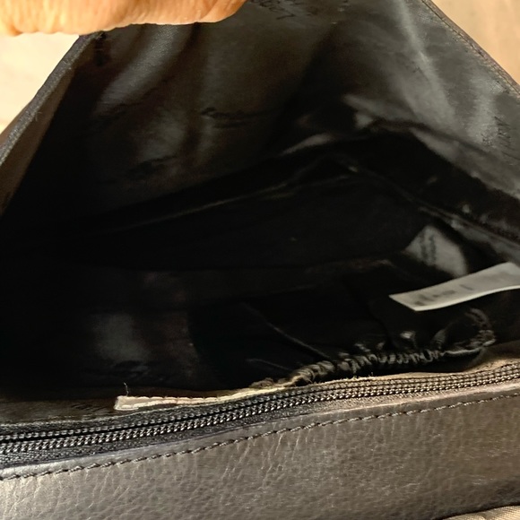 H&M x Karl Lagerfeld black leather cross body bag with silver hardware *Rare* - Picture 11 of 14